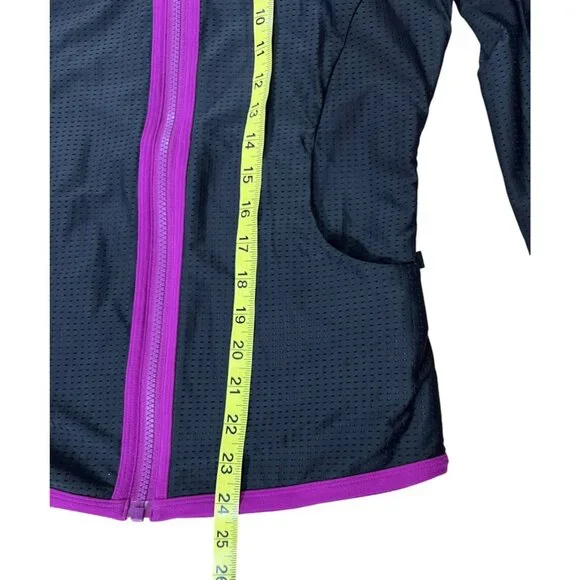 Lululemon Women’s Reversible Jacket 6 Find Your Bliss Black Purple Regal Plum - Picture 12 of 15